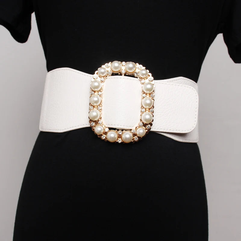 <tc>Años 60</tc> Cinturón Glamour con Hebilla de Perla Retro